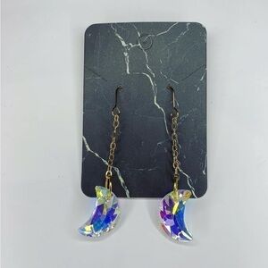 Gold dangling crystal earrings